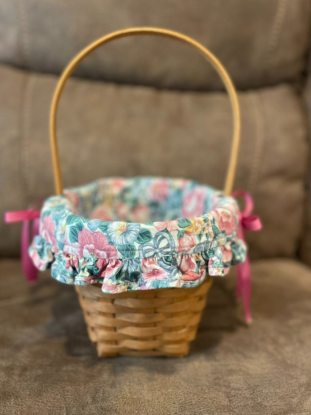 Longaberger 1993 Easter Basket, Fabric Liner, Plastic Protector Combo